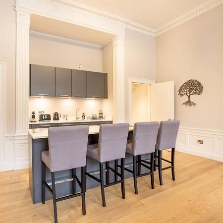 Joivy Exquisite Flat In The City Centre Edinburgh Eksteriør bilde