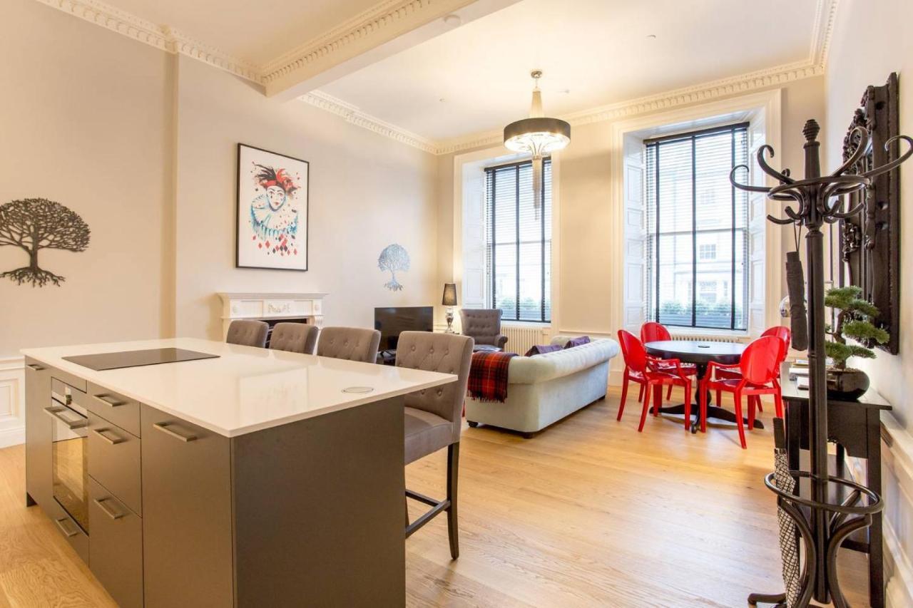 Joivy Exquisite Flat In The City Centre Edinburgh Eksteriør bilde